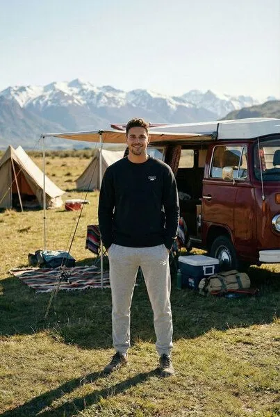 THE FACE OF ELEMENTS The Face of Elements Element - Regular Fit Sweatshirt aus 100% Bio-Baumwolle, Black (schwarz), – Produktbild 1 von 4