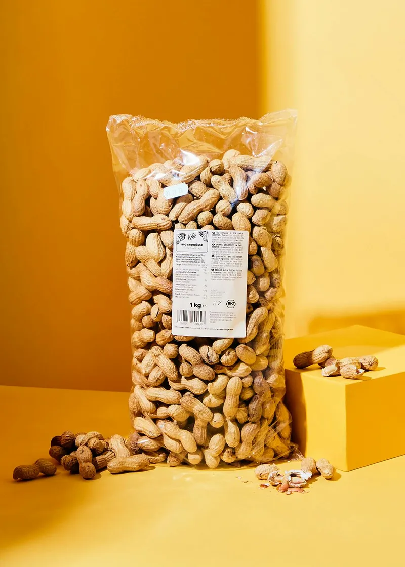 KoRo Bio Erdnüsse mit Schale 1 kg – Produktbild 2 von 5