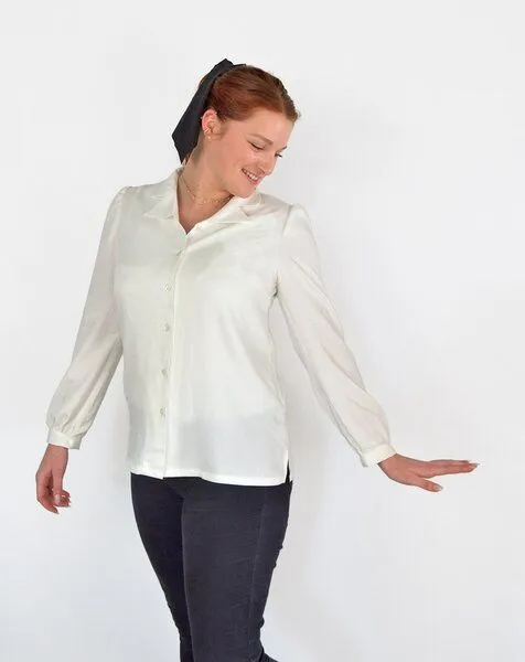 Aatise Aatise Umweltfreundliche Zyrase-Bluse aus weißem Ecovero mit Bischofsärmeln, Weiss, – Produktbild 3 von 4