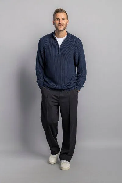 DIRTS dirts Knit Quarter Zip, Navy, – Produktbild 3 von 4