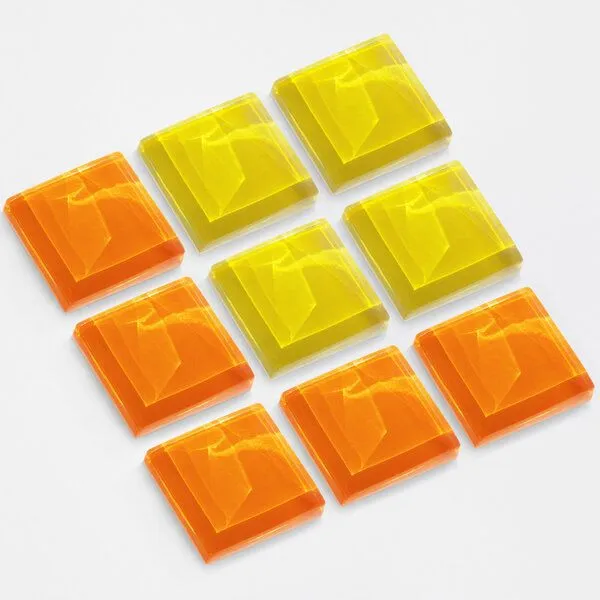 ALEXASCHA ALEXASCHA Deko Magnete aus Upcycling Glas • Set aus 9 starken Magneten • ideal zum Verschenken, Bernstein, – Produktbild 1 von 4