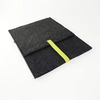 matilda k manufaktur matilda k. manufaktur Minimalistische Laptophülle aus Wollfilz 'max' mit Einsteckfach | für MacBook |Air| Pro 13|14|15|16 Zoll, Anthrazit-yellow, – Produktbild 1 von 1