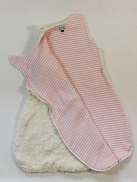 Pat und Patty Pat und Patty Babyschlafsack "Schaf" rosa/natur-gestreift , 100 % Baumwolle (kbA) – Produktbild 3 von 3