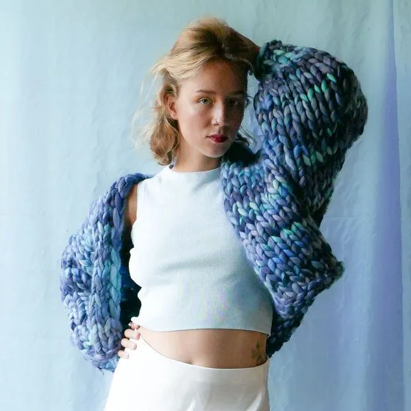 PANAPUFA PANAPUFA 100% Merino Chunky wolle Strickjacke, Melange blau, – Produktbild 1 von 4