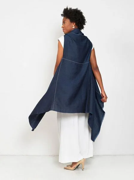 Fifth Origins Fifth Origins Damen Cape aus Bio-Wolle Infinity Lite, Blue(sapphire), – Produktbild 3 von 4