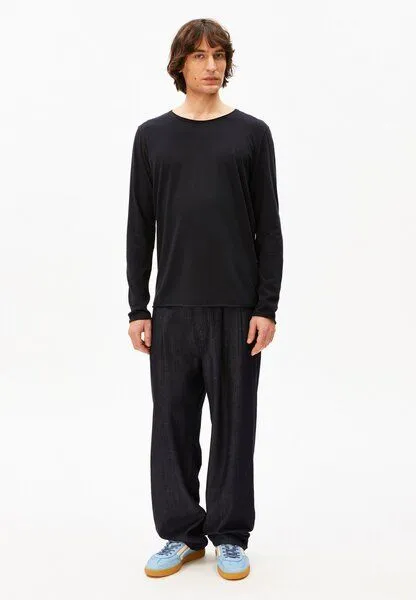 ARMEDANGELS ARMEDANGELS JAAMES BRUSHED Herren Longsleeve aus Bio-Baumwolle, Black, – Produktbild 4 von 4