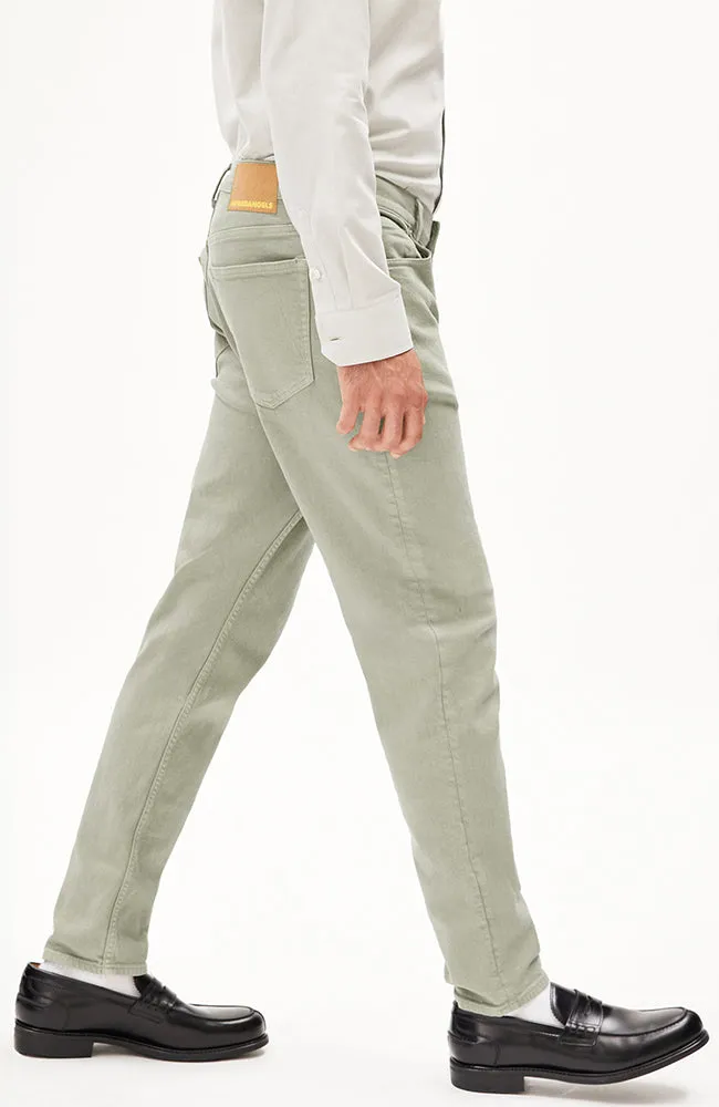 ARMEDANGELS ARMEDANGELS Herren vegan Jeans Aarjo Seegrün, Hellgrün, – Produktbild 1 von 2