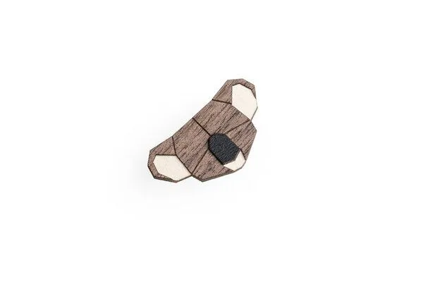 BeWooden BeWooden Brosche aus Holz – Koala – Produktbild 3 von 3