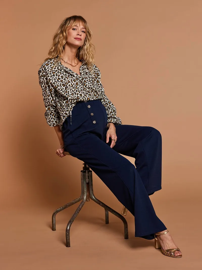 Envie De Fraise Umstandsbluse mit weiten Ärmeln in Leo-Print ENVIE DE FRAISE, Wollweiß, – Produktbild 3 von 4