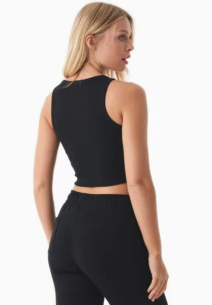 ORGANICATION ORGANICATION SONNIA | Cropped Rib Top aus Bio-Baumwolle, Black, – Produktbild 4 von 4