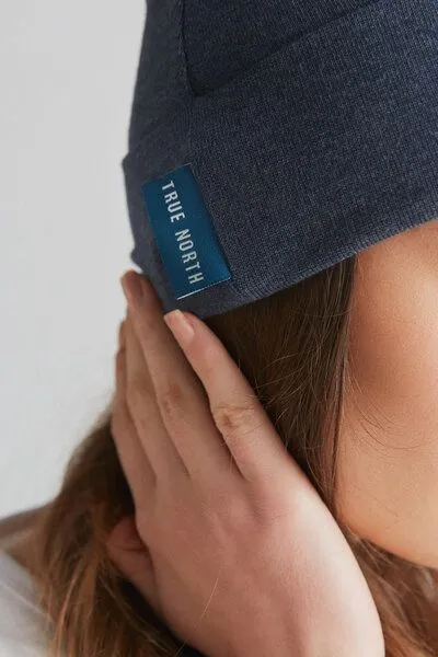 True North Unisex Beanie mit recyceltem Polyester True North T3000, Navy, – Produktbild 3 von 4