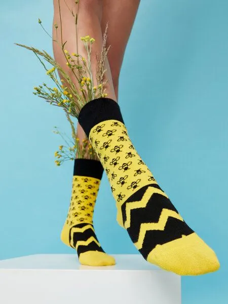 Natural Vibes Natural Vibes Bees Socken Bio GOTS | Bunte Socken | Herren Damen Socken | Funny Socks – Produktbild 2 von 4