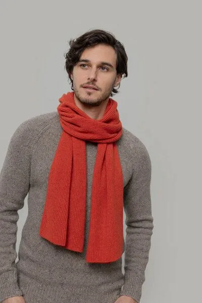 Rifò - Circular Fashion Made in Italy Rifò - Circular Fashion Made in Italy Recycelter Kaschmirwolle Schal – Federico, Rot, – Produktbild 2 von 2