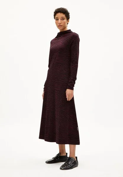 ARMEDANGELS ARMEDANGELS DAILIMAA ZEBRARAA Damen Jerseykleid aus Bio-Baumwoll Mix, Dark cranberry, – Produktbild 4 von 4