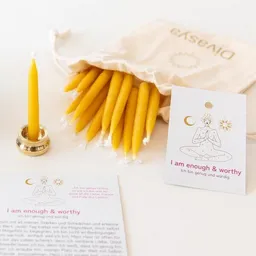 Divasya Divasya Geschenkset | 20-Minuten-Kerzen für Meditation & Achtsamkeit | I am enough & worthy – Produktbild 1 von 1