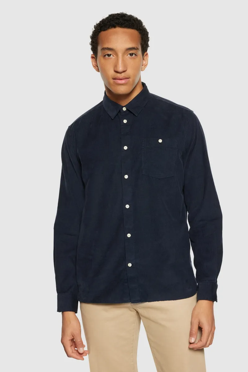KnowledgeCotton Apparel KnowledgeCotton Apparel Herren vegan Hemd Corduroy Regular Total Eclipse Navy, Extra dunkelblau, – Produktbild 2 von 2