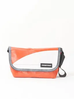 Freitag Freitag F41 Hawaii Five-O - red white (000004289627) – Produktbild 1 von 1