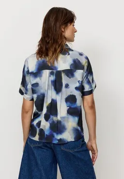 recolution Damen Bluse aus LENZING ECOVERO Viskose - LOTUS WATERDROP - recolution – Produktbild 1 von 1