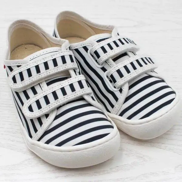Pololo Pololo Barfuß-Sneaker aus Seaqual Yarn, unisex, Blau gestreift, – Produktbild 1 von 3