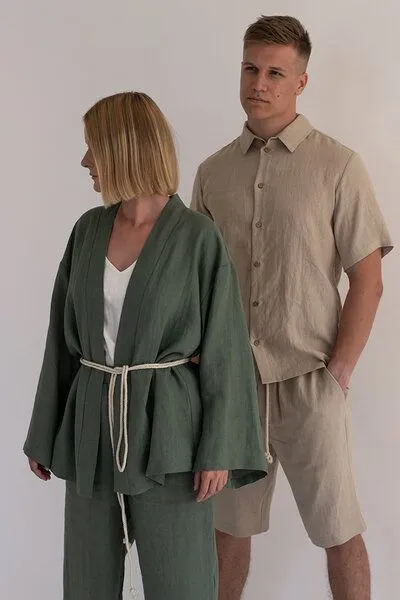 gust. gust. Kimono aus Leinen - Linen Kimono - 100% Bio-Leinen, Pine (grün), – Produktbild 2 von 4