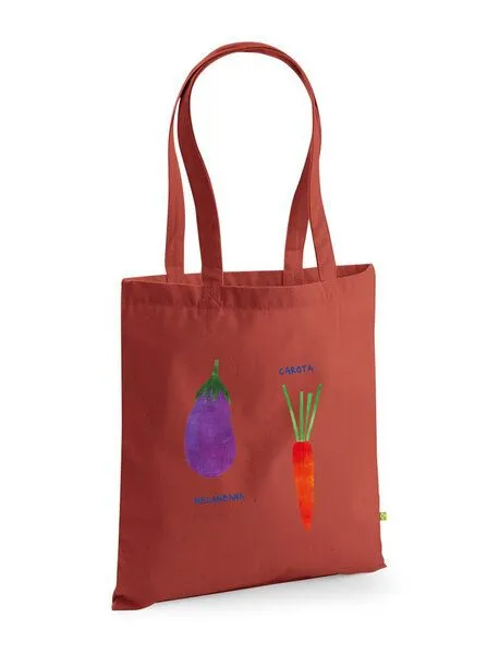 MelaDi MelaDi Tragetasche / Tote Bag aus Biobaumwolle - Aubergine und Karotte auf Rusty Red – Produktbild 2 von 3
