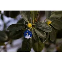 BeWooden BeWooden Holzanhänger Der Kleine Prinz und seine Rose – handgefertigter Schmuck aus Birkenholz – Produktbild 1 von 1