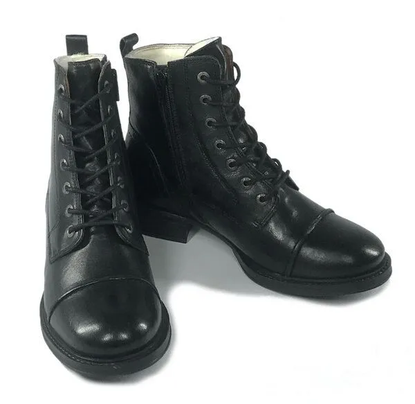 Ten Points Ten Points gefütterte Schnürstiefel, Pandora Boots, vegetabil gegerbtes Leder, Schwarz, – Produktbild 2 von 8
