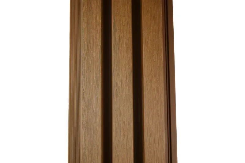 woodstore24 Fassadenverkleidung aus WPC Coextrusion, 33 mm (S) x 140 mm (B / Deckbreite) x 290 cm (Länge), TEAK, Oberfläche: gebürstet matt (Serie WE30) – Produktbild 1 von 1