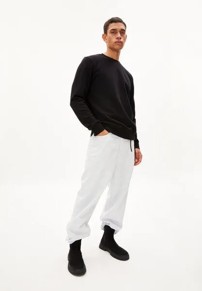 ARMEDANGELS ARMEDANGELS BAARO – Herren Sweatshirt Regular Fit aus Bio-Baumwolle, Black (schwarz), – Produktbild 3 von 4
