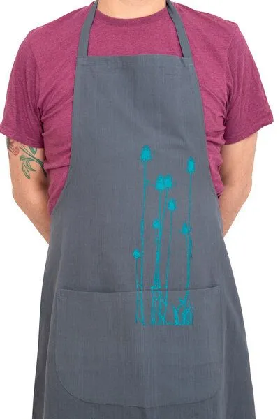 Hirschkind Hirschkind Handgewebte graue Fair-Trade & Bio-Kochschürze "Distel" – Produktbild 4 von 4
