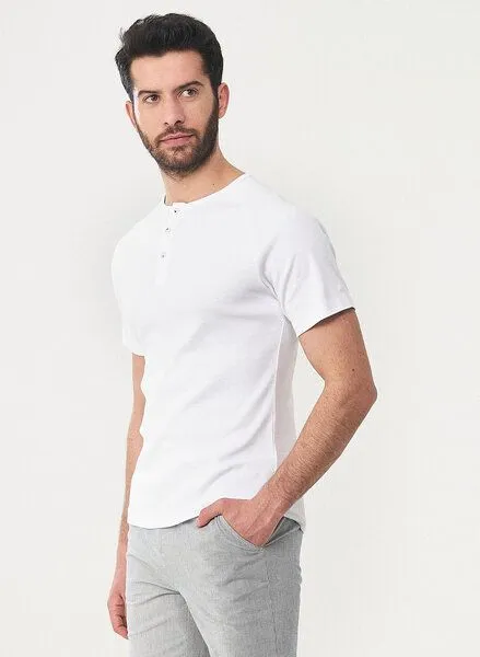 ORGANICATION ORGANICATION Henley-Shirt aus Bio-Baumwolle mit Raglanärmeln, White, – Produktbild 2 von 4
