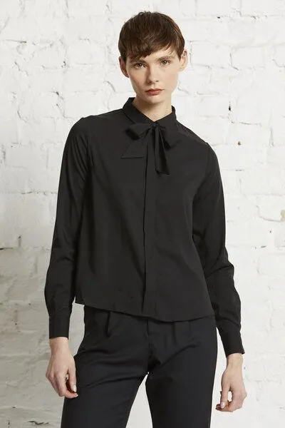 Wunderwerk Wunderwerk Damen Blouse aus 100% Lyocell "TENCEL bow blouse", Schwarz (black 900), – Produktbild 1 von 4