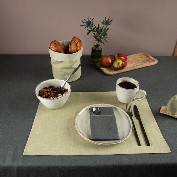 nahtur-design nahtur-design Tischset aus 100% Leinen, Leinendenim, Moos (grün), – Produktbild 4 von 5