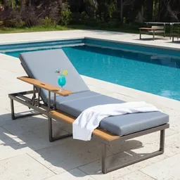 acamp Relaxliege Sonnenliege mit Polsterauflage, verstellbar, Stahl wetterfest, Ablage, Set 2 Teile, Gartenliege 200x75 cm, 8 cm Polster, Holzablage klappbar, Rostschutz – Produktbild 1 von 1