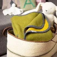 nahtur design nahtur-design Baby- und Kinder - Wolldecke aus kuscheligem Flauschloden, Grün/gelb, – Produktbild 1 von 1