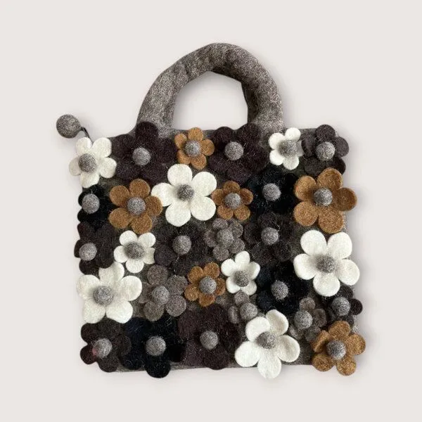 Luna-Leena Luna-Leena Kinder Handtasche aus Filz schwarz, braun, weiß – handgehäkelt in Nepal – Produktbild 1 von 4