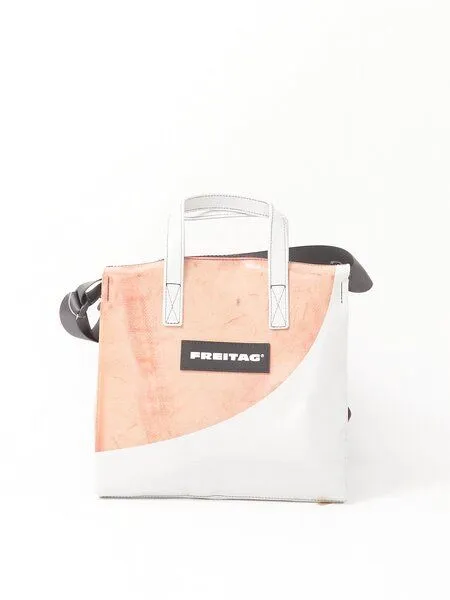 Freitag Freitag F274 RUBY - grey red (000004318960) – Produktbild 1 von 2