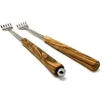 Olivenholz erleben Olivenholz erleben Rückenkratzer mit ausziehbarem Arm und Griff aus Olivenholz – Produktbild 1 von 2