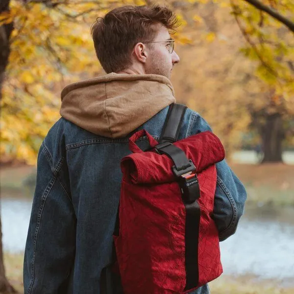 Airpaq Airpaq Rucksack aus Automaterial, Rot, – Produktbild 3 von 4