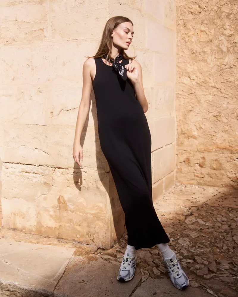 WOTE WOTE Damen vegan Midikleid Gerippt Schwarz, Schwarz, – Produktbild 1 von 2