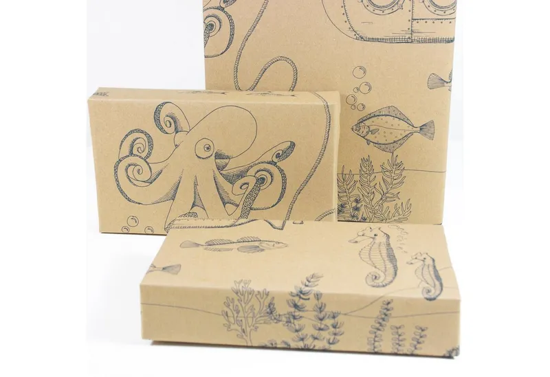 Bow & Hummingbird Bow & Hummingbird Geschenkpapier/Poster Unterwasserwelt – Produktbild 8 von 8