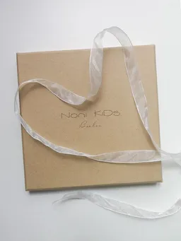 NoniKids Berlin NoniKids Berlin NoniKids Geschenkebox *Regenbogen* | Bio Baumwolle – Produktbild 1 von 1