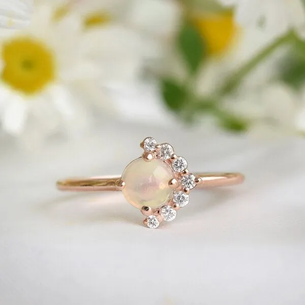 Eppi Eppi Goldener Ring mit Opal und Diamanten Ammiel, Gelb, – Produktbild 1 von 4