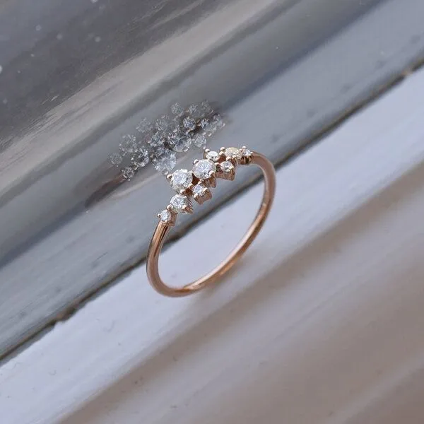 Eppi Eppi Cluster Goldring mit Diamanten Isolde, Weiss, – Produktbild 2 von 4