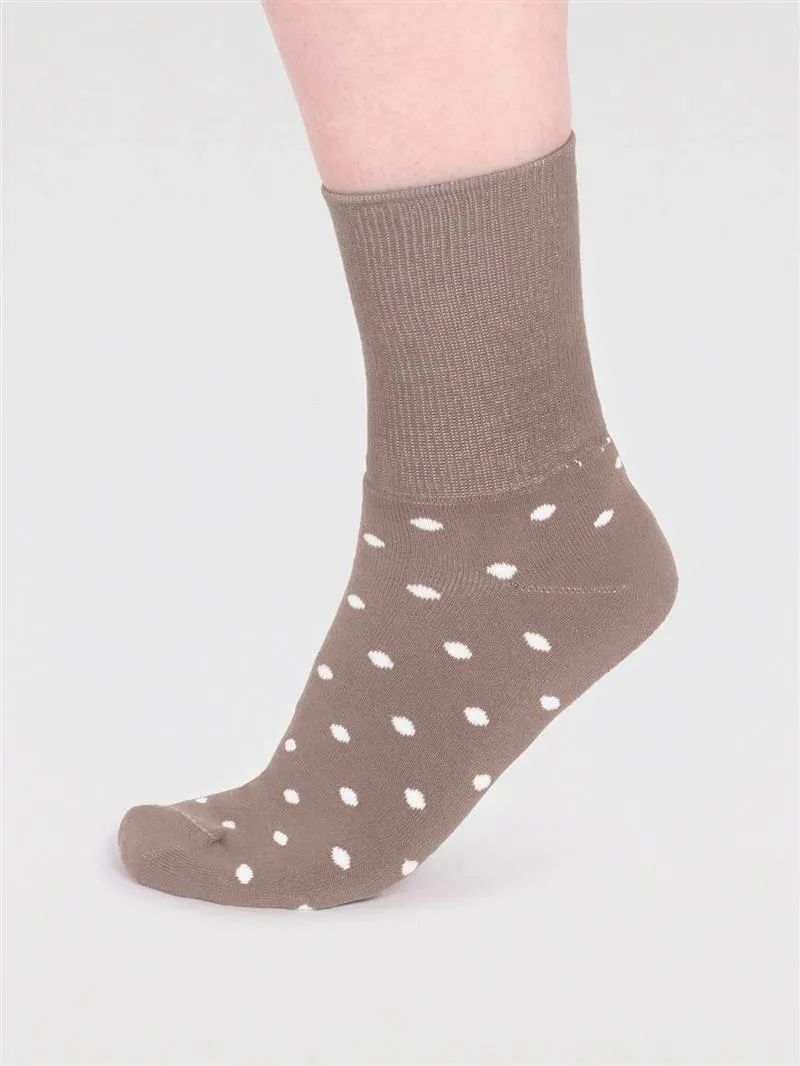 Thought Socken Modell: Amara Spot Walker GOTS, Olive green, – Produktbild 1 von 1