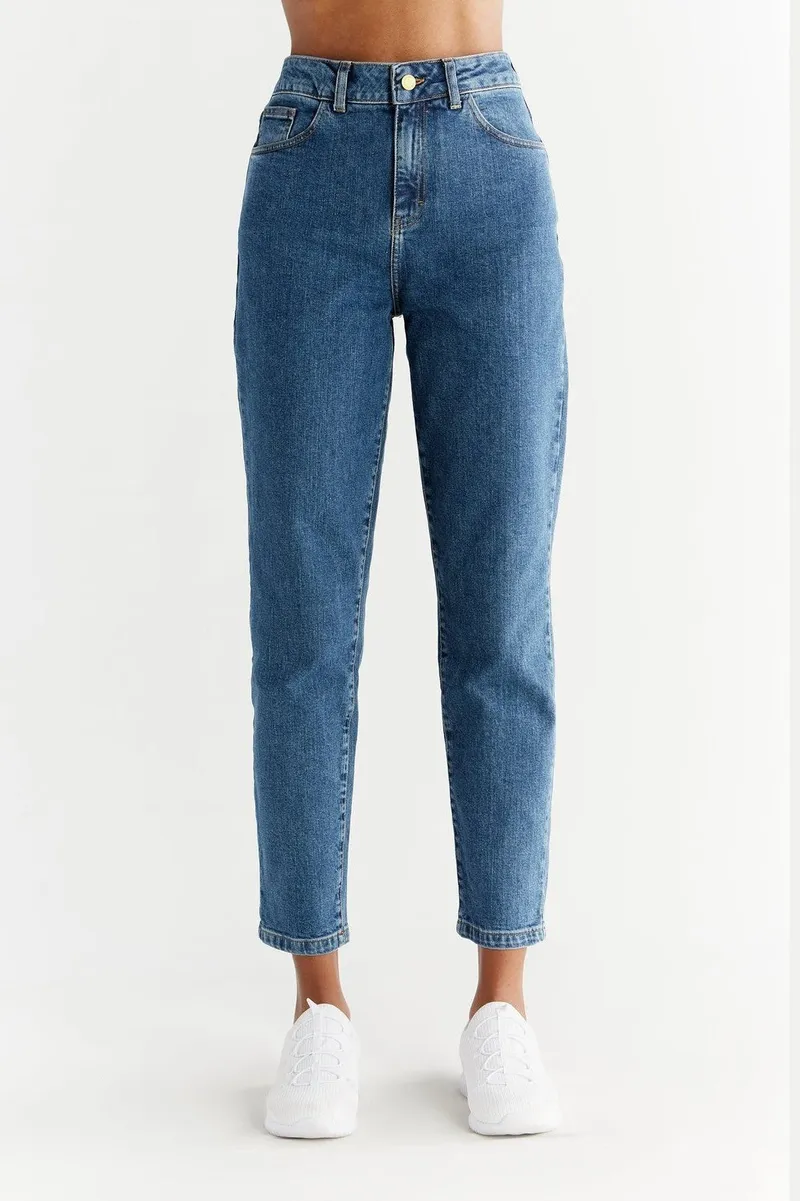 Evermind Evermind Damen vegan Jeans Mom Fit Lapis Blau, Dunkelblau, – Produktbild 1 von 2