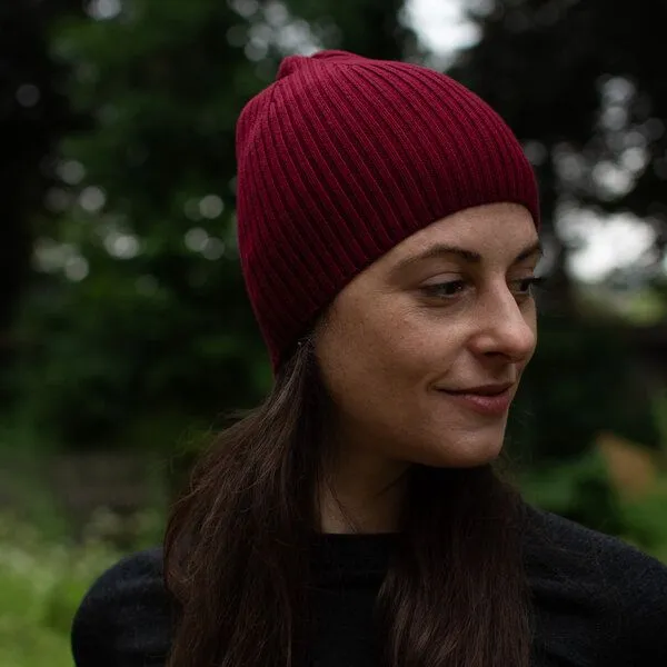 Woolona Woolona Merino Mütze - Wintry - 100% Merinowolle, Bordeaux rot, – Produktbild 1 von 1