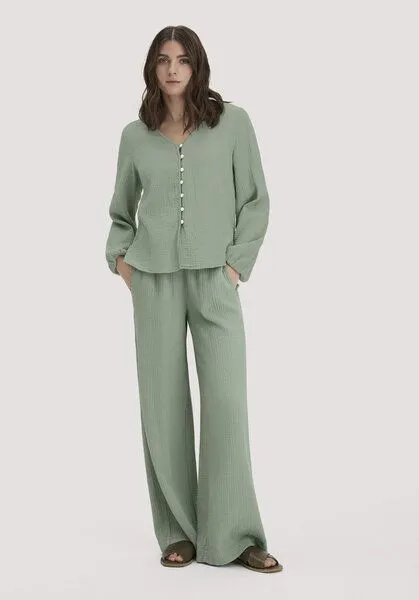 hessnatur hessnatur Gewebe Hose Wide Leg aus reiner Bio-Baumwolle, Mattgrün, – Produktbild 1 von 3