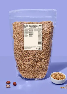 KoRo Geröstete und gehackte Haselnüsse | 1 kg – Produktbild 1 von 1