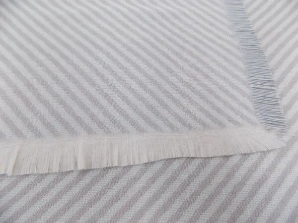 Nature by Adam Nature by Adam Kuscheldecke aus 100% Bio-Baumwolle - Made in Germany - Stripes, Hellgrau, – Produktbild 2 von 4